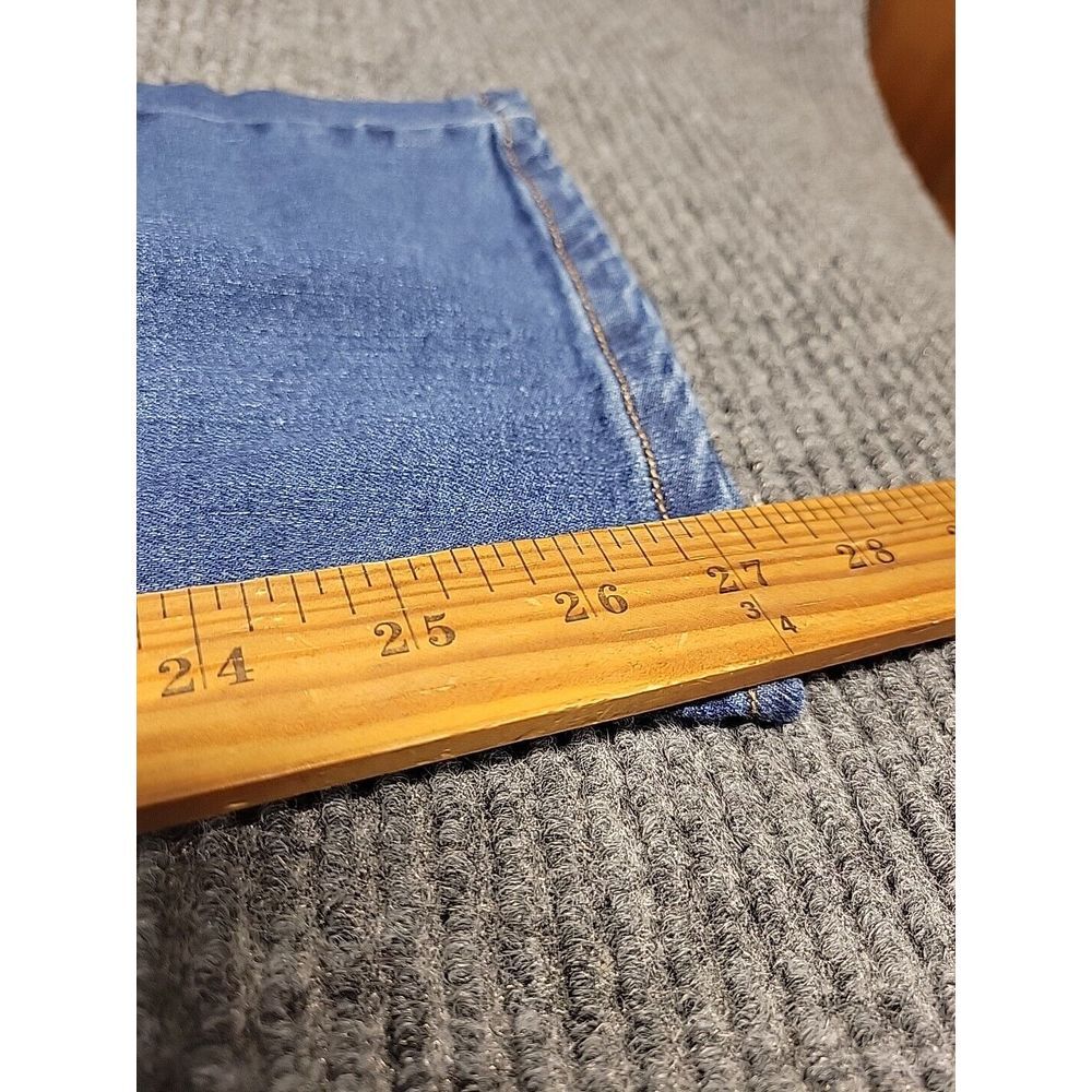 Womens Size 16 Isaac Mizrahi Blue Jeans - Picture 7 of 7